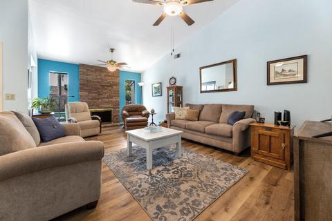 804 Woods Pl, Exeter, CA 93221 photo 5