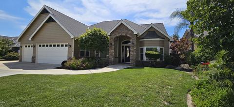 758 Sherwood St, Exeter, CA 93221