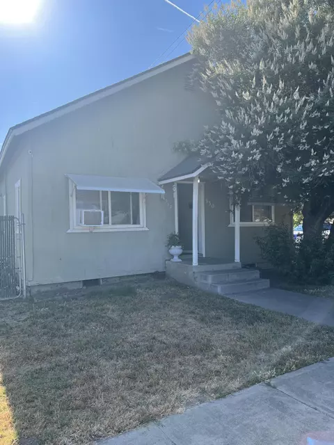330 Hill St, Lemoore, CA 93245