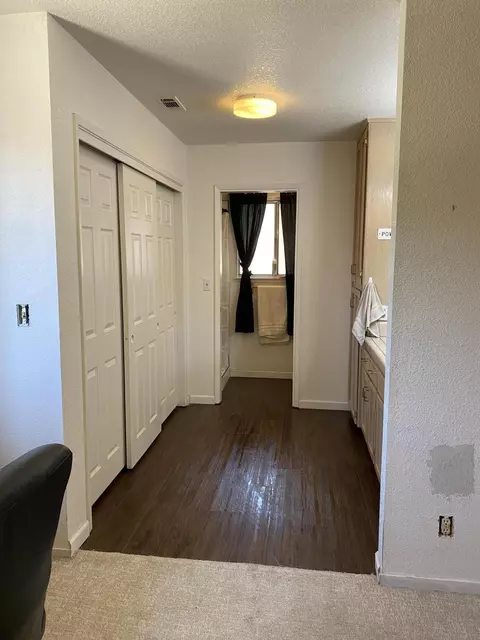 1510 E Prospect Ave, Visalia, CA 93292 photo 12