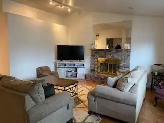 1510 E Prospect Ave, Visalia, CA 93292 photo 8