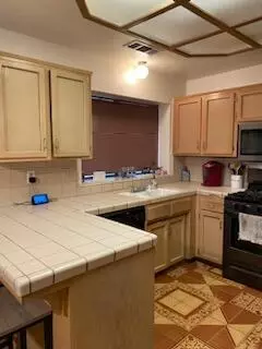1510 E Prospect Ave, Visalia, CA 93292 photo 9