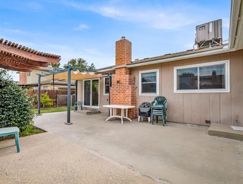 126 S Olive St, Lemoore, CA 93245 photo 24