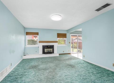 126 S Olive St, Lemoore, CA 93245 photo 5