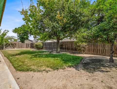 69 Cantebury Dr, Lemoore, CA 93245 photo 26