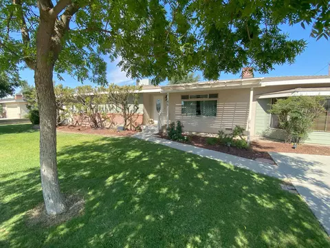 1145 Pleasant Way, Hanford, CA 93230