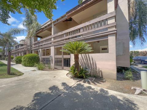 1156 N Gem St, Tulare, CA 93274