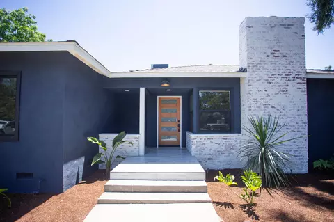 1617 W Burrel Ave, Visalia, CA 93291