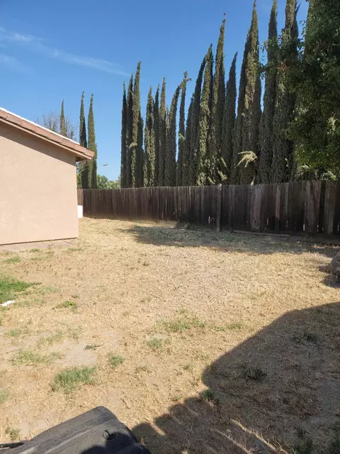 16005 W San Joaquin Ave, Kerman, CA 93630 photo 17