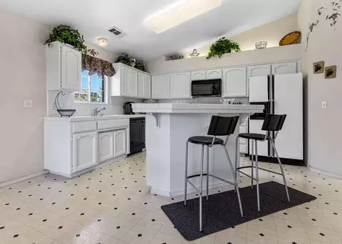1201 Bentley Dr, Corcoran, CA 93212 photo 17