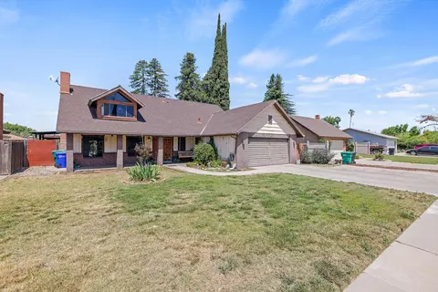 311 S Lotas St, Porterville, CA 93257