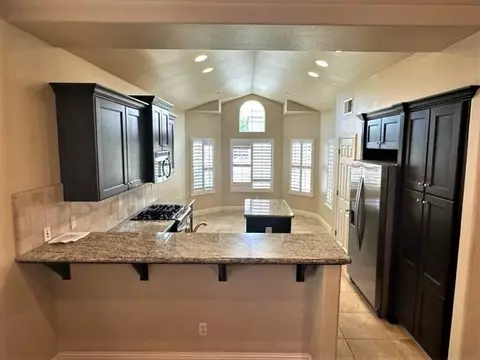 3279 Poe Ave, Clovis, CA 93619 photo 3