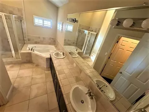 3279 Poe Ave, Clovis, CA 93619 photo 13