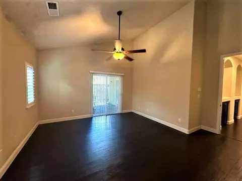 3279 Poe Ave, Clovis, CA 93619 photo 12