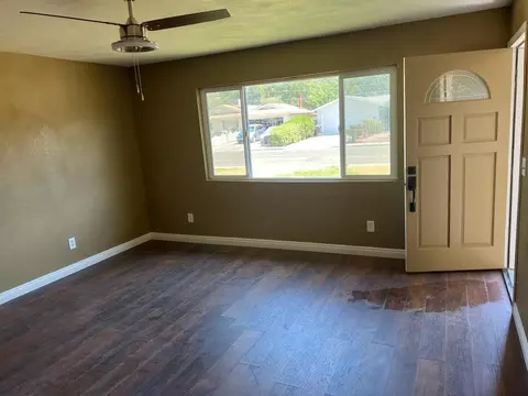 140 W Spruce Ave, Lemoore, CA 93245 photo 3