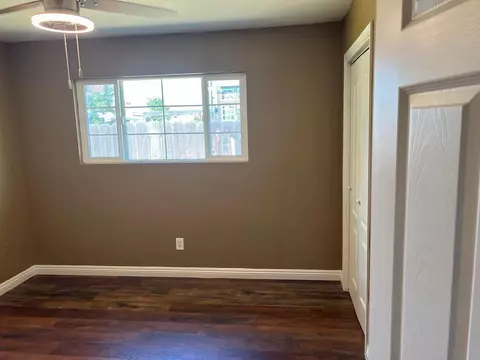 140 W Spruce Ave, Lemoore, CA 93245 photo 13