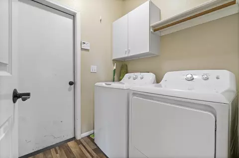 1505 E La Vida Ct, Visalia, CA 93292 photo 23