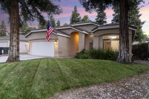 1505 E La Vida Ct, Visalia, CA 93292 photo 3