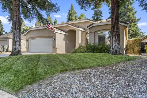 1505 E La Vida Ct, Visalia, CA 93292 photo 4