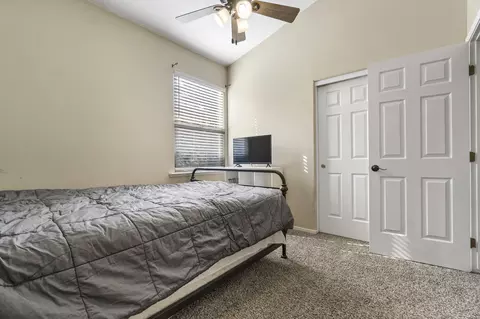 1505 E La Vida Ct, Visalia, CA 93292 photo 19