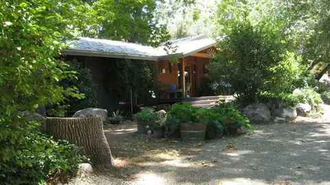 43837 S South Fork Dr, Three Rivers, CA 93271 photo 2