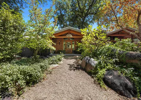 43837 S South Fork Dr, Three Rivers, CA 93271
