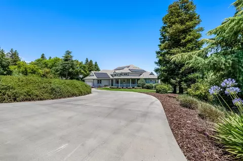 543 High Sierra Dr, Exeter, CA 93221 photo 3