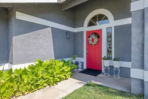 1840 E Sequoia Ave, Visalia, CA 93292 photo 5
