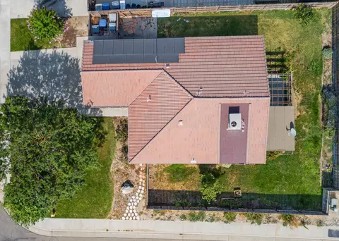 1822 E Copper Ave, Visalia, CA 93292 photo 2