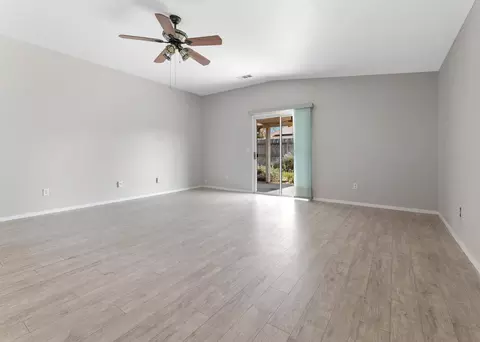 1822 E Copper Ave, Visalia, CA 93292 photo 11