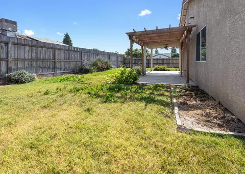 1822 E Copper Ave, Visalia, CA 93292 photo 33