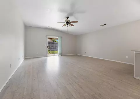 1822 E Copper Ave, Visalia, CA 93292 photo 10