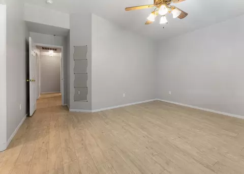 1822 E Copper Ave, Visalia, CA 93292 photo 28