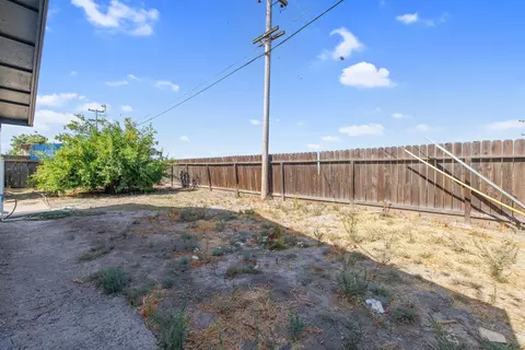 12842 Belle Haven Dr, Lemoore, CA 93245 photo 27