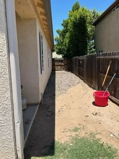 1396 Nutcracker Ave, Dinuba, CA 93618 photo 19