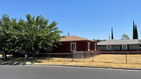 1648 N Stevenson St, Visalia, CA 93291