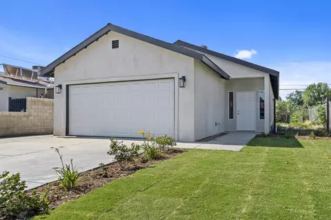 921 Cannon Ave, Bakersfield, CA 93307