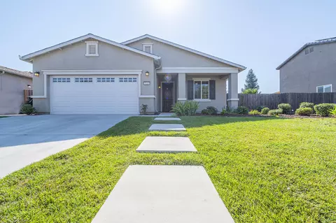 3133 N Shady St, Visalia, CA 93291