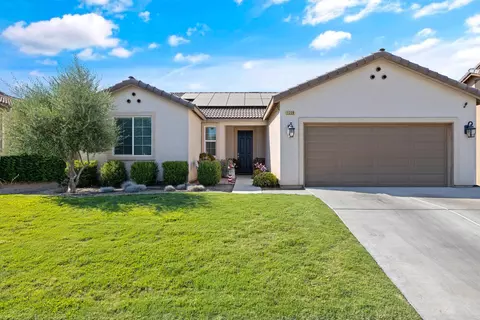1238 E Monte Vista Ave, Visalia, CA 93292