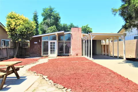 4830 W Hurley Ave, Visalia, CA 93291