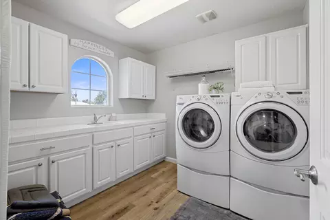 3901 N Carson St, Visalia, CA 93291 photo 56