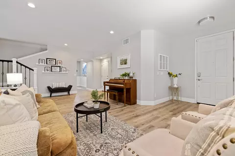 3901 N Carson St, Visalia, CA 93291 photo 9