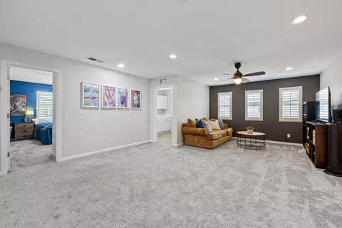 3901 N Carson St, Visalia, CA 93291 photo 40