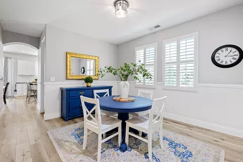 3901 N Carson St, Visalia, CA 93291 photo 17