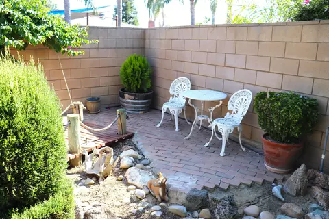 668 E Davis Dr, Dinuba, CA 93618 photo 62