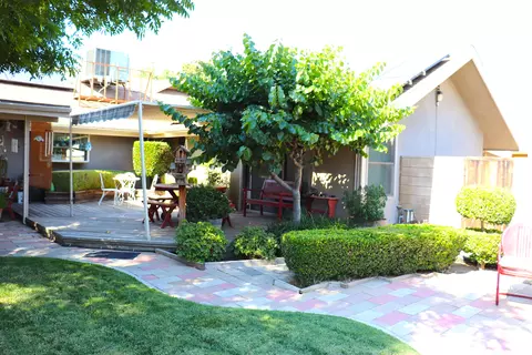 668 E Davis Dr, Dinuba, CA 93618 photo 67