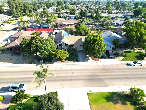 668 E Davis Dr, Dinuba, CA 93618 photo 82