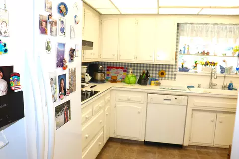 668 E Davis Dr, Dinuba, CA 93618 photo 25