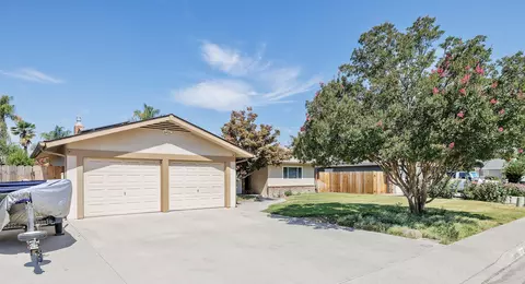 1191 N Hope Ave, Reedley, CA 93654