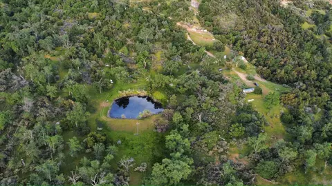 1440 Hogback Dr, Badger, CA 93603